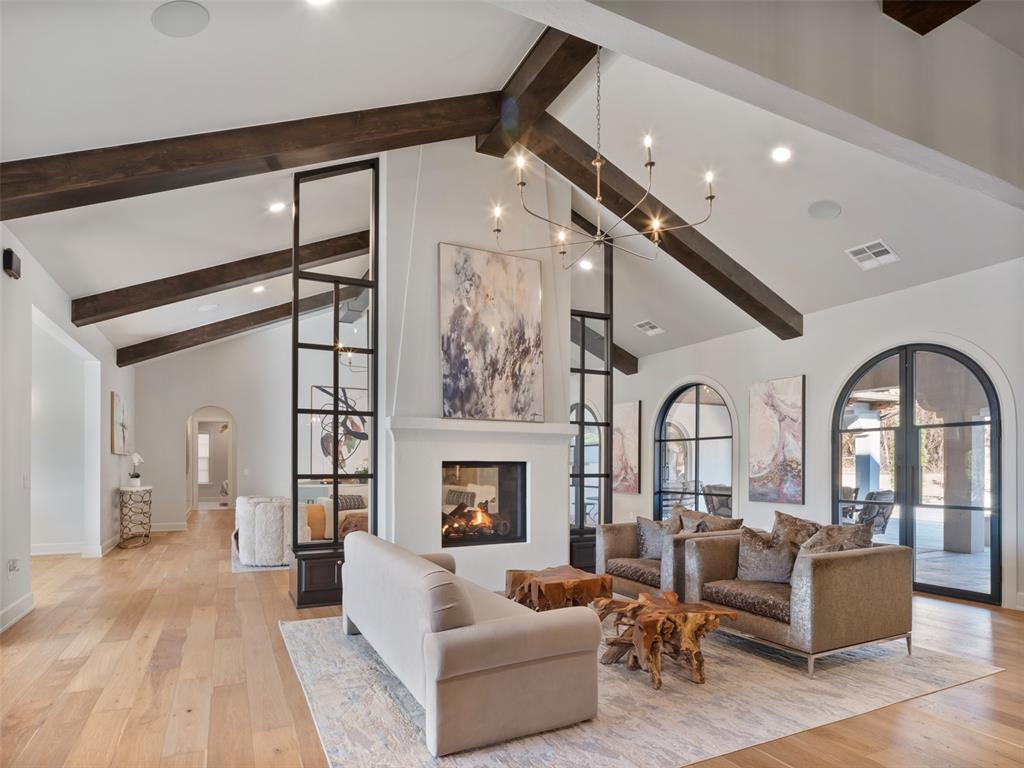 Jones, Oklahoma, 73049, United States, 6 Bedrooms Bedrooms, ,7 BathroomsBathrooms,Residential,Active,1953423