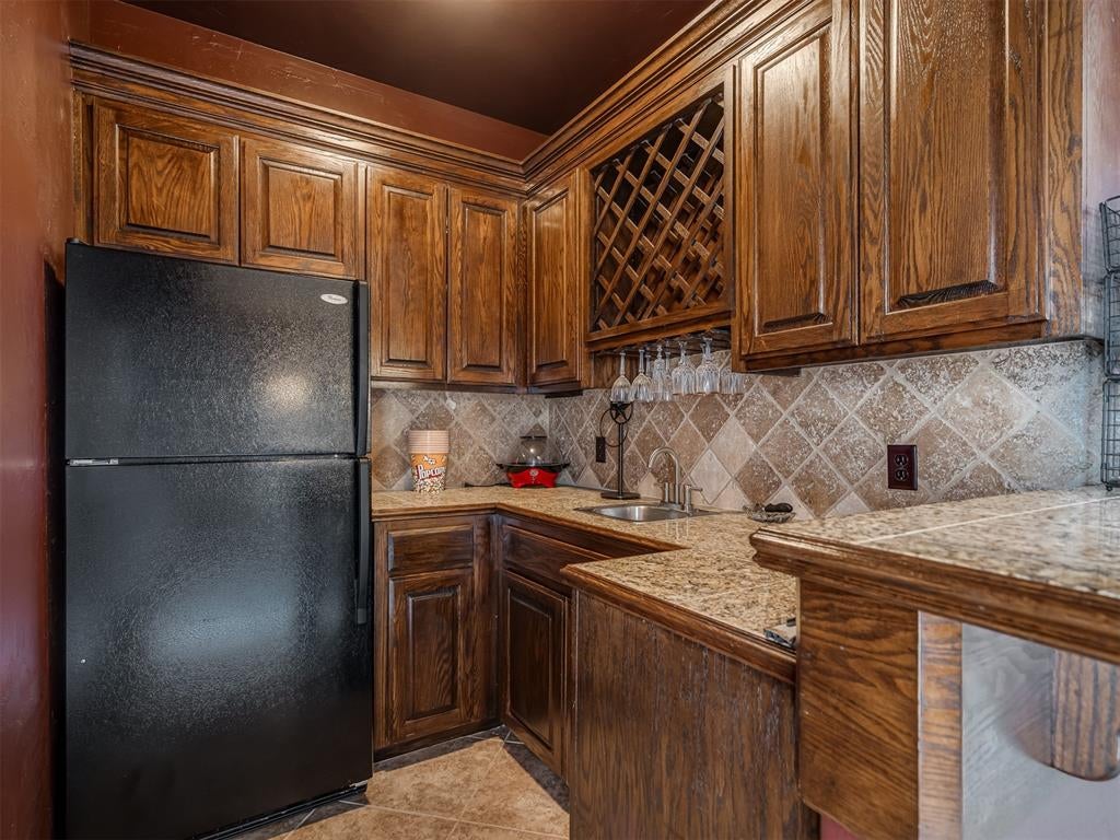 Tuttle, Oklahoma, 73089, United States, 4 Bedrooms Bedrooms, ,4 BathroomsBathrooms,Residential,Active,1899867