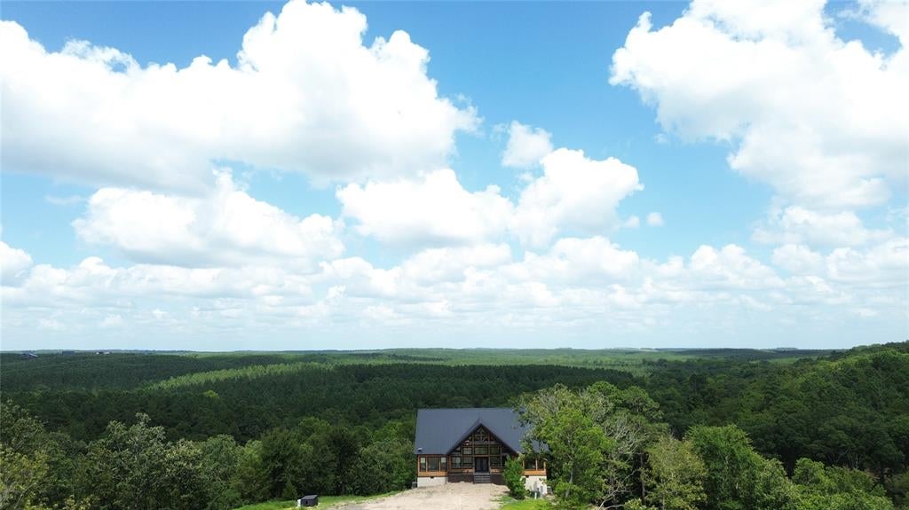 Broken Bow, Oklahoma, 74728, United States, 4 Bedrooms Bedrooms, ,4 BathroomsBathrooms,Residential,Active,1898222