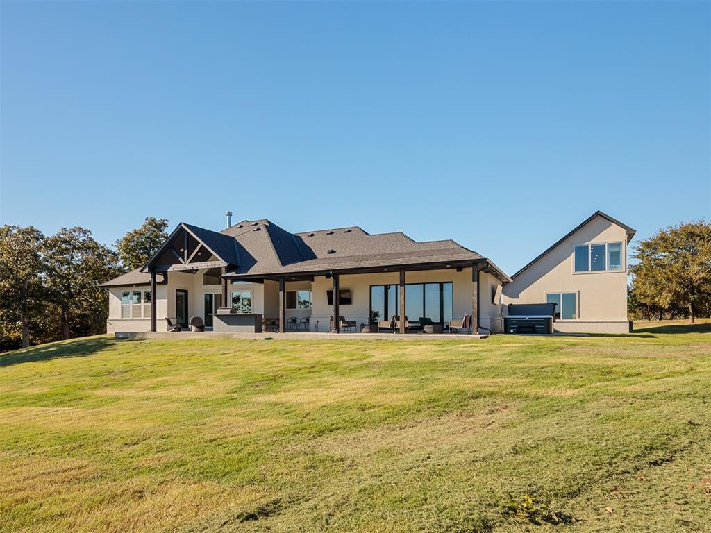 Eufaula, Oklahoma, 74432, United States, 5 Bedrooms Bedrooms, ,6 BathroomsBathrooms,Residential,Active,1905121