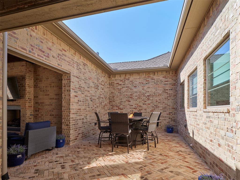 Edmond, Oklahoma, 73034, United States, 4 Bedrooms Bedrooms, ,4 BathroomsBathrooms,Residential,Active,1968109