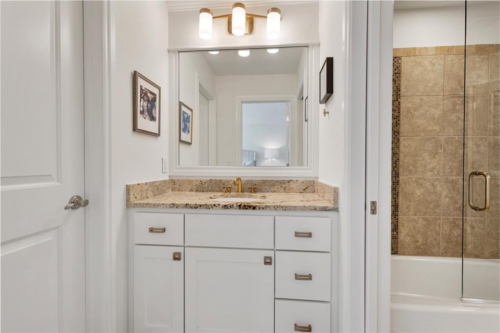 Nichols Hills, Oklahoma, 73120, United States, ,4 BathroomsBathrooms,Residential,Active,1894763
