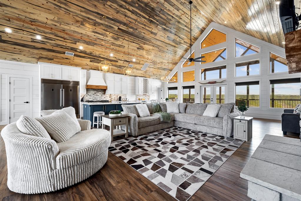 Broken Bow, Oklahoma, 74728, United States, 4 Bedrooms Bedrooms, ,4 BathroomsBathrooms,Residential,Active,1898222