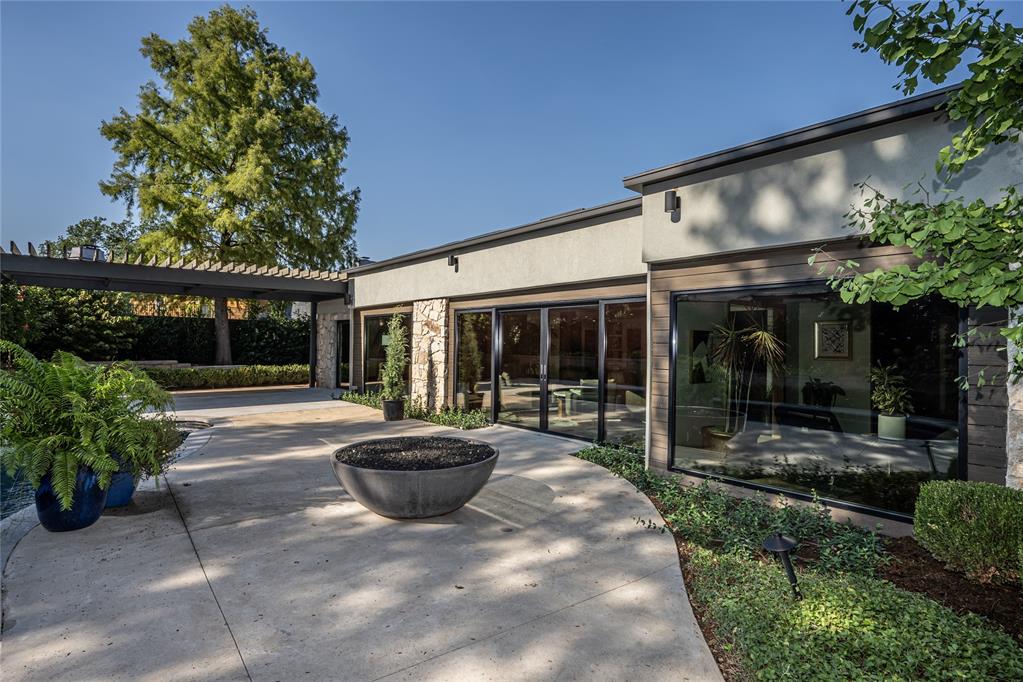 Oklahoma City, Oklahoma, 73118, United States, 4 Bedrooms Bedrooms, ,3 BathroomsBathrooms,Residential,Active,1964274