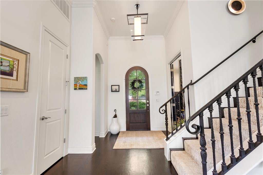 Nichols Hills, Oklahoma, 73120, United States, ,4 BathroomsBathrooms,Residential,Active,1894763