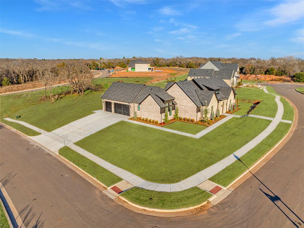 Edmond, Oklahoma, 73034, United States, 4 Bedrooms Bedrooms, ,5 BathroomsBathrooms,Residential,Active,2009414