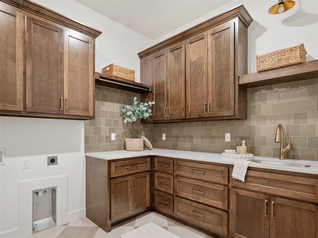 Oklahoma City, Oklahoma, 73151, United States, 4 Bedrooms Bedrooms, ,5 BathroomsBathrooms,Residential,Active,1953377