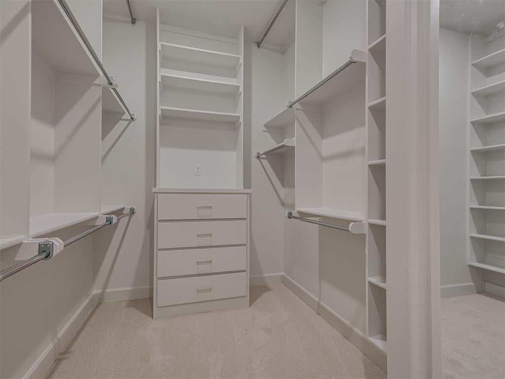 Edmond, Oklahoma, 73034, United States, 4 Bedrooms Bedrooms, ,5 BathroomsBathrooms,Residential,Active,2009414