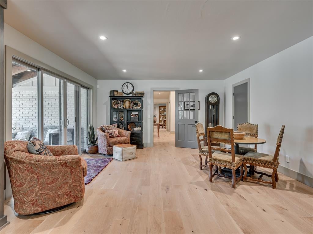 Edmond, Oklahoma, 73034, United States, 4 Bedrooms Bedrooms, ,5 BathroomsBathrooms,Residential,Active,1944017