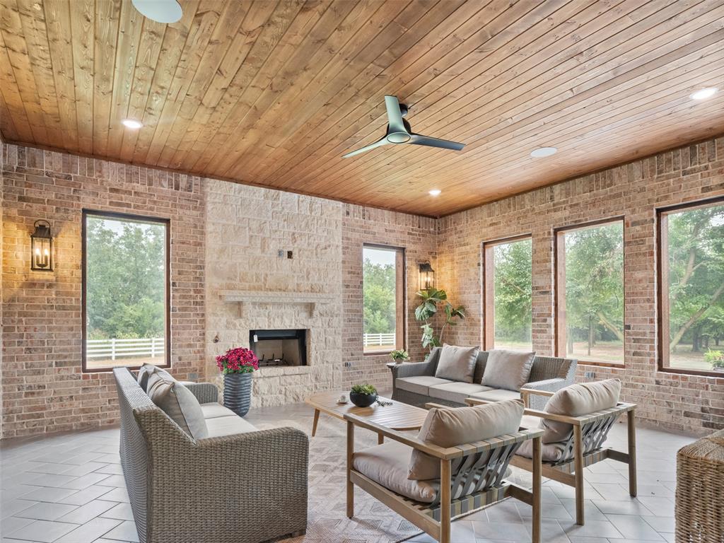 Edmond, Oklahoma, 73049, United States, 4 Bedrooms Bedrooms, ,6 BathroomsBathrooms,Residential,Active,1927661