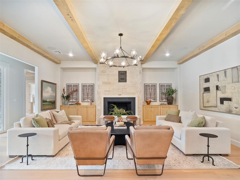Edmond, Oklahoma, 73049, United States, 4 Bedrooms Bedrooms, ,6 BathroomsBathrooms,Residential,Active,1927661