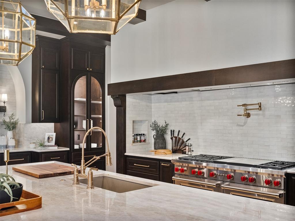 Jones, Oklahoma, 73049, United States, 6 Bedrooms Bedrooms, ,7 BathroomsBathrooms,Residential,Active,2007955