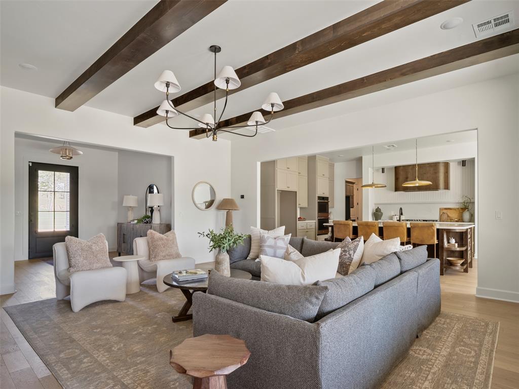 Oklahoma City, Oklahoma, 73151, United States, 4 Bedrooms Bedrooms, ,5 BathroomsBathrooms,Residential,Active,1953377