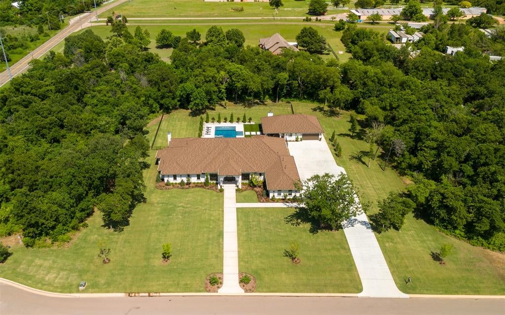 Jones, Oklahoma, 73049, United States, 6 Bedrooms Bedrooms, ,7 BathroomsBathrooms,Residential,Active,1953423