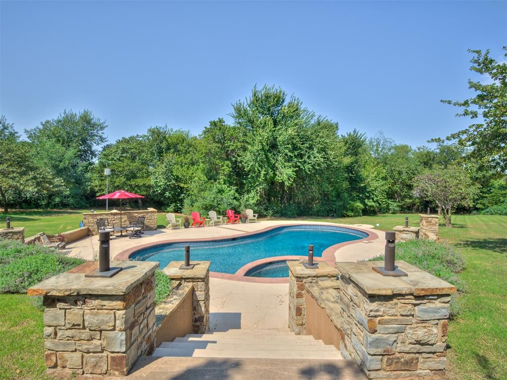Edmond, Oklahoma, 73034, United States, 4 Bedrooms Bedrooms, ,5 BathroomsBathrooms,Residential,Active,1944017