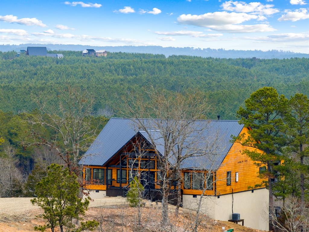 Broken Bow, Oklahoma, 74728, United States, 4 Bedrooms Bedrooms, ,4 BathroomsBathrooms,Residential,Active,1898222