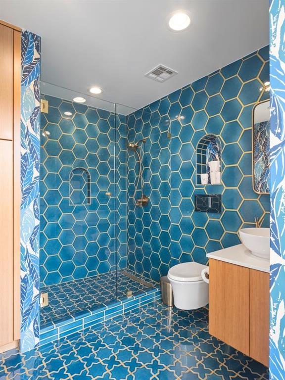 Jones, Oklahoma, 73049, United States, 3 Bedrooms Bedrooms, ,3 BathroomsBathrooms,Residential,Active,1825087
