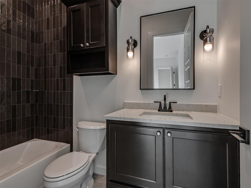 Edmond, Oklahoma, 73034, United States, 4 Bedrooms Bedrooms, ,5 BathroomsBathrooms,Residential,Active,2009414