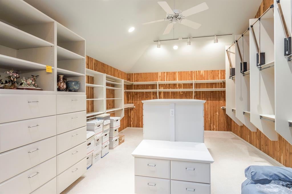 Oklahoma City, Oklahoma, 73120, United States, 5 Bedrooms Bedrooms, ,5 BathroomsBathrooms,Residential,Active,1968374