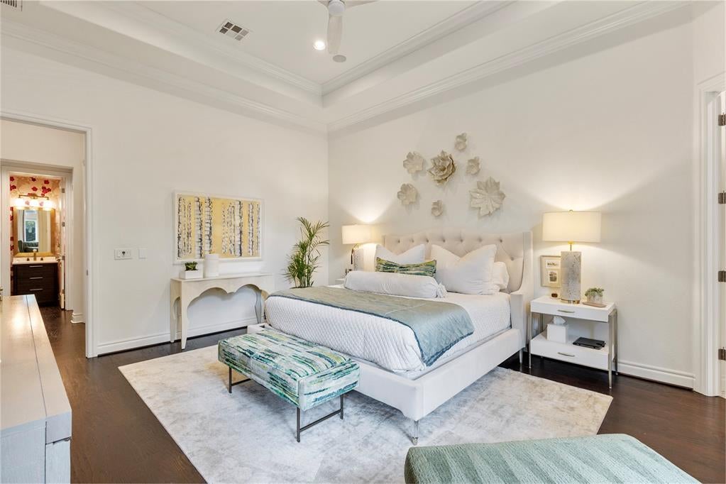 Nichols Hills, Oklahoma, 73120, United States, ,4 BathroomsBathrooms,Residential,Active,1894763
