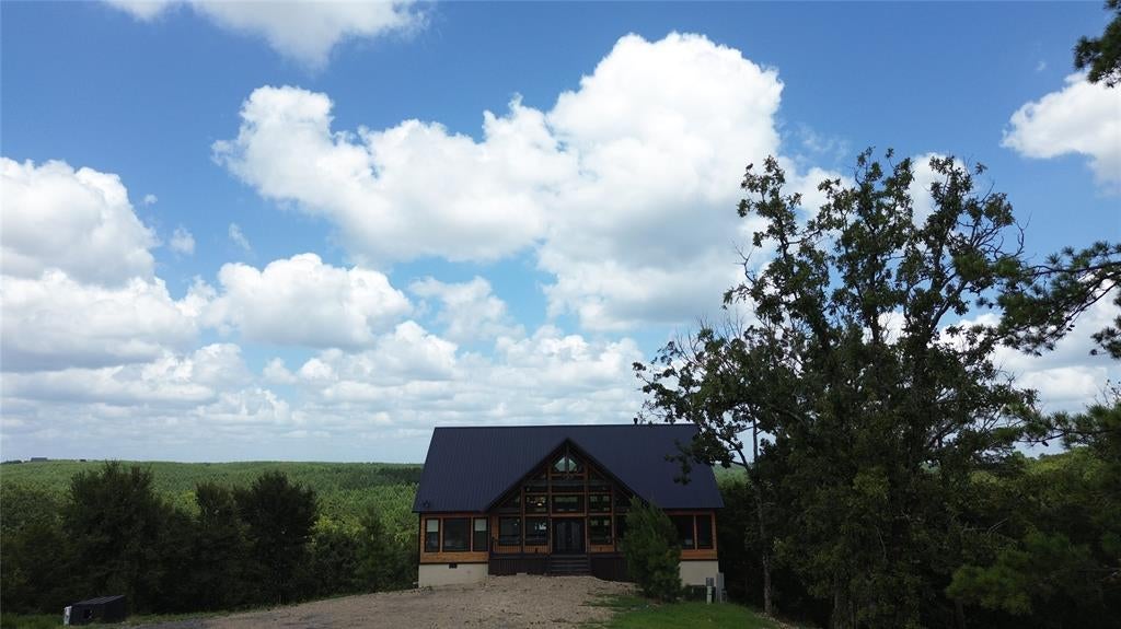 Broken Bow, Oklahoma, 74728, United States, 4 Bedrooms Bedrooms, ,4 BathroomsBathrooms,Residential,Active,1898222