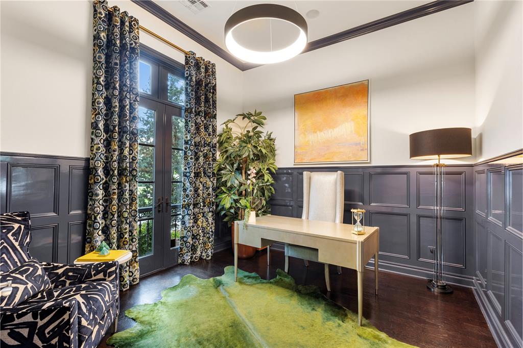 Nichols Hills, Oklahoma, 73120, United States, ,4 BathroomsBathrooms,Residential,Active,1894763
