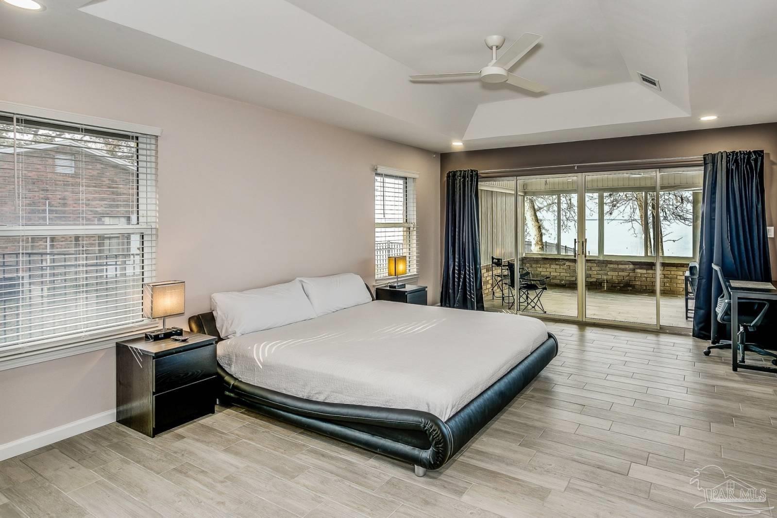 Gulf Breeze, Florida, 32563, United States, 3 Bedrooms Bedrooms, ,3 BathroomsBathrooms,Residential,Active,1967295