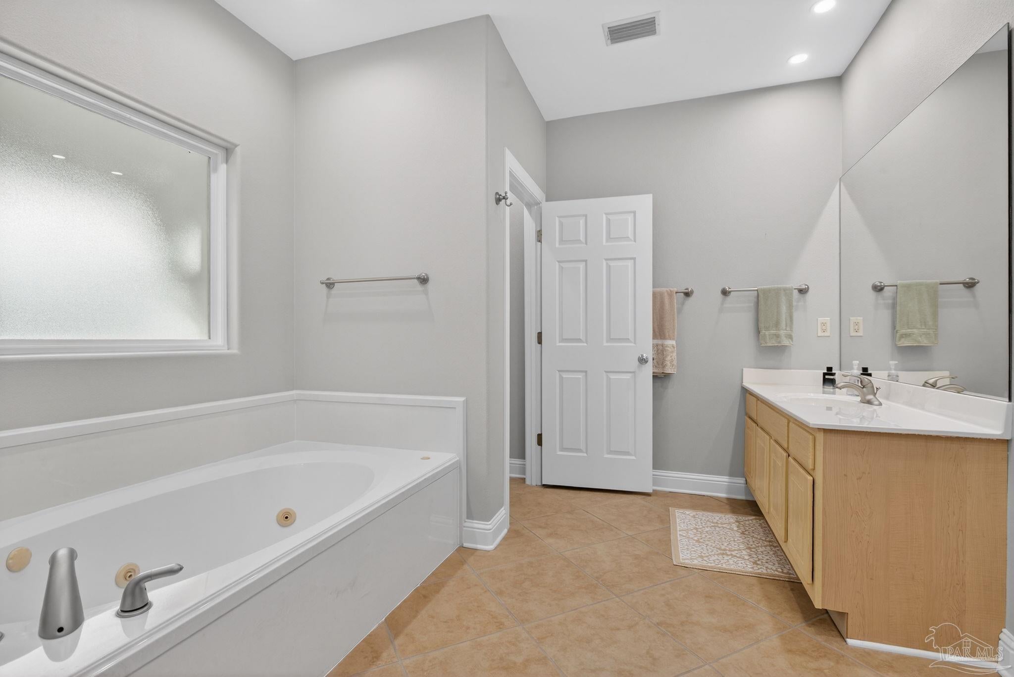 Orange Beach, Alabama, 36561, United States, 5 Bedrooms Bedrooms, ,5 BathroomsBathrooms,Residential,Active,2016419