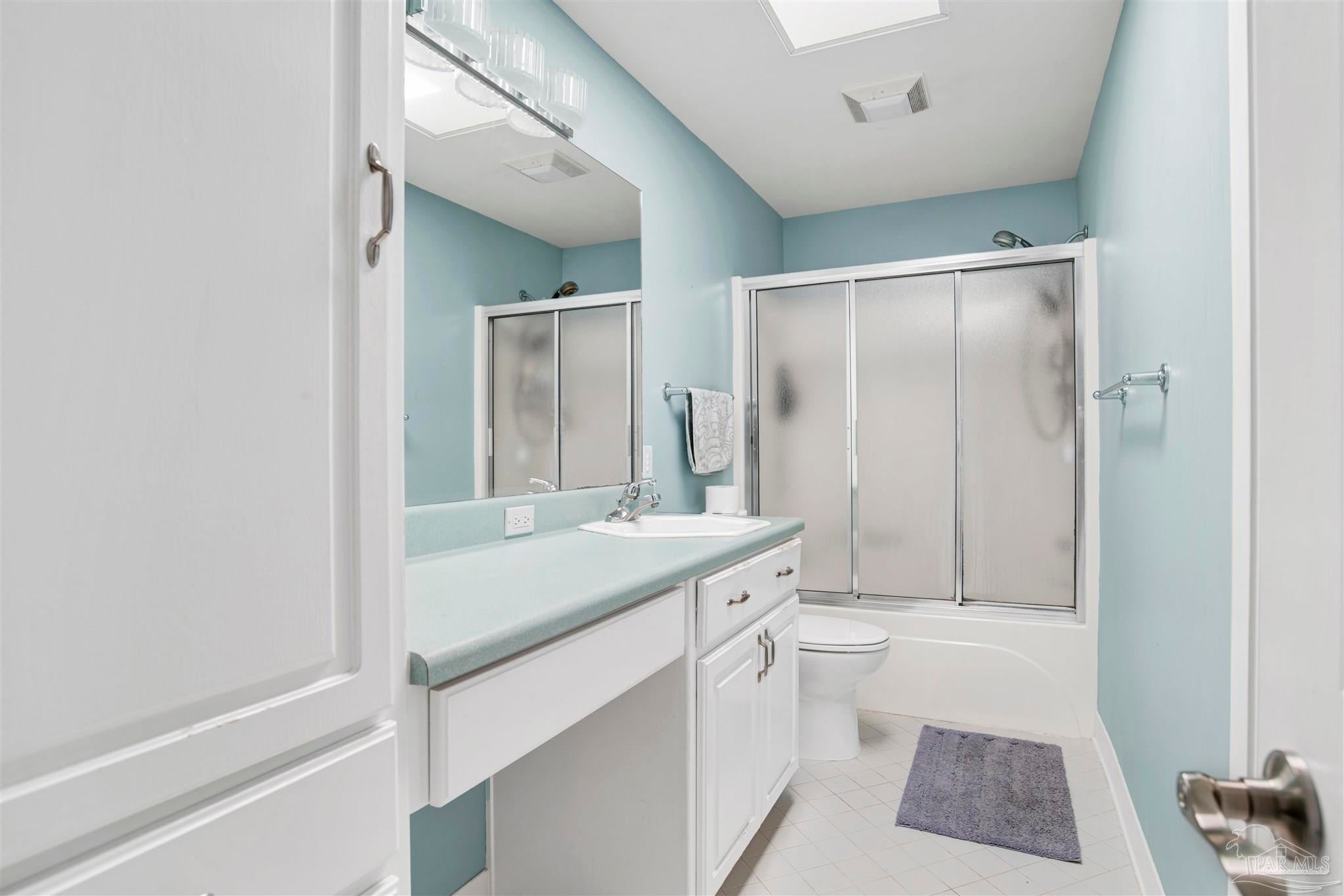 Pensacola, Florida, 32507, United States, ,4 BathroomsBathrooms,Residential,Active,1894784
