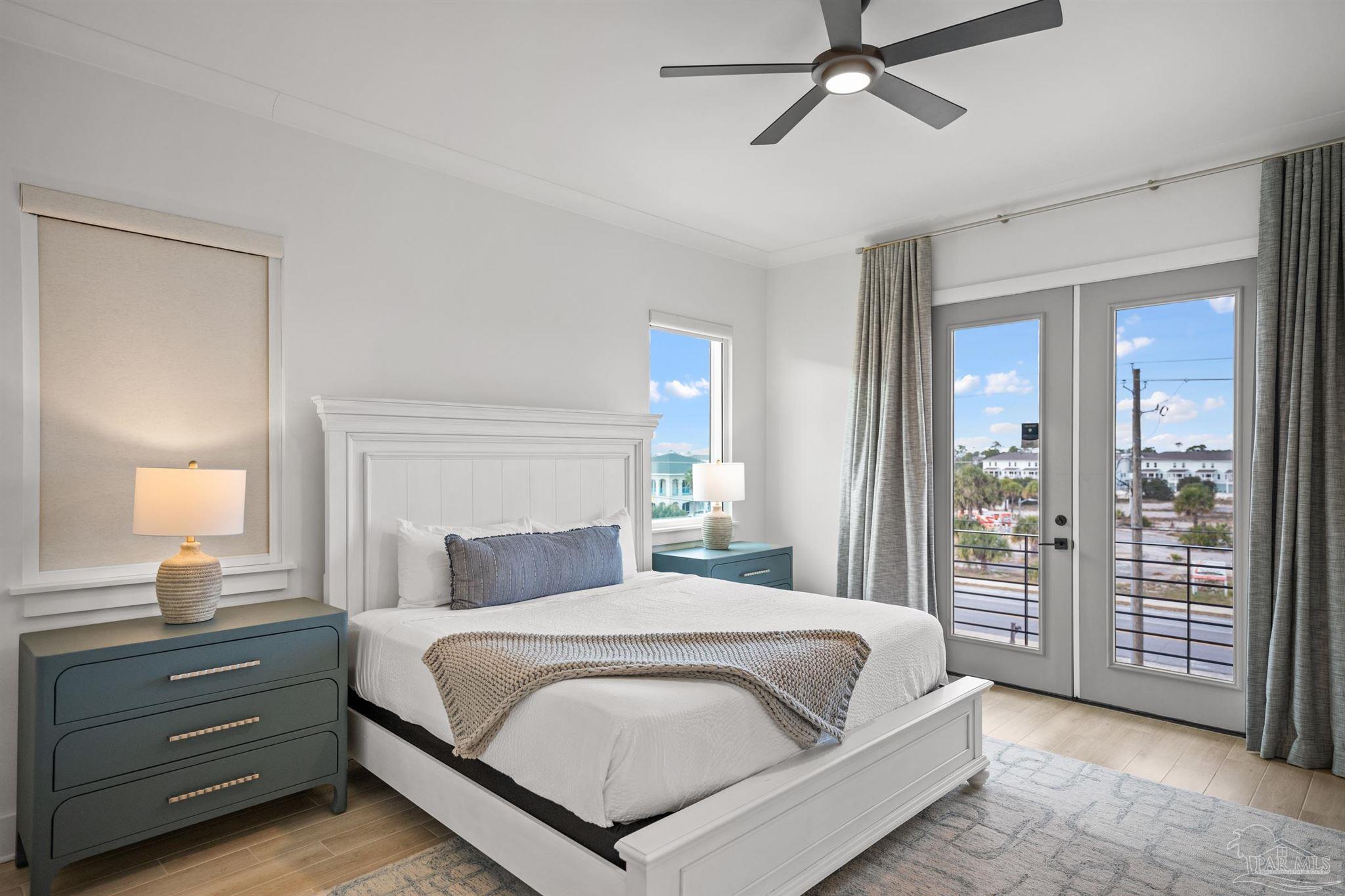 Pensacola, Florida, 32507, United States, 5 Bedrooms Bedrooms, ,6 BathroomsBathrooms,Residential,Active,2002322