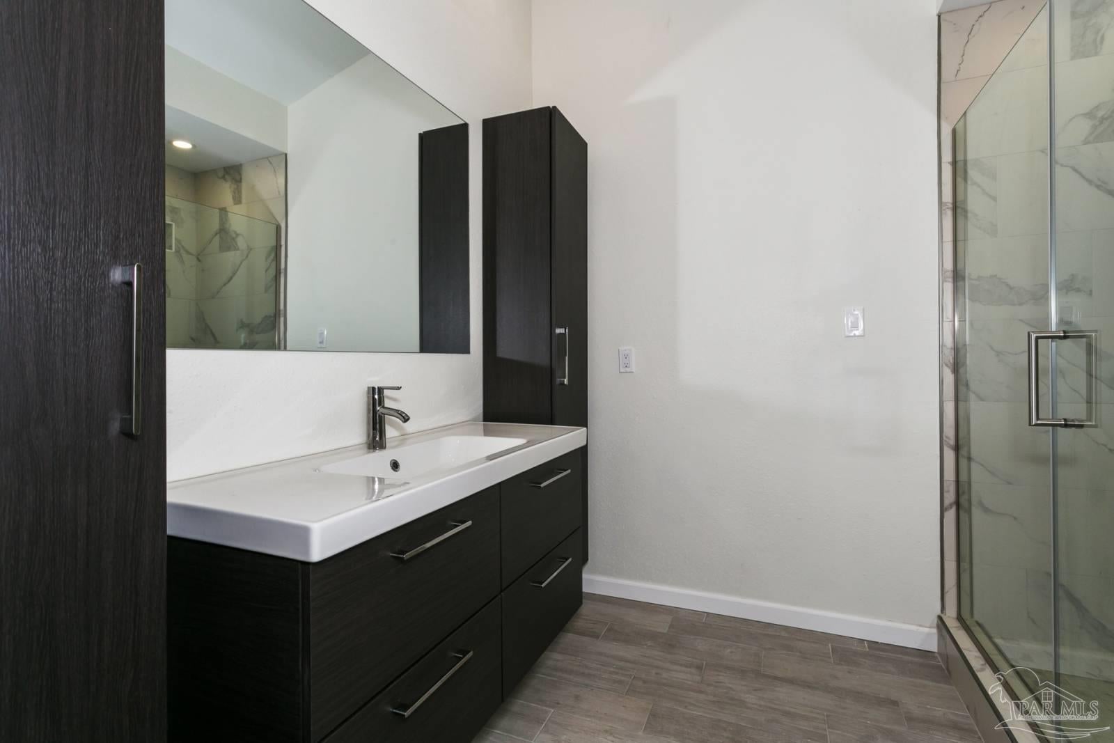 Gulf Breeze, Florida, 32563, United States, 3 Bedrooms Bedrooms, ,3 BathroomsBathrooms,Residential,Active,1967295