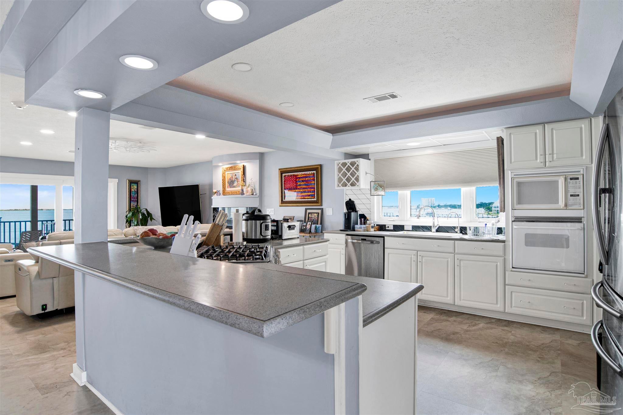 Pensacola, Florida, 32507, United States, ,4 BathroomsBathrooms,Residential,Active,1894784