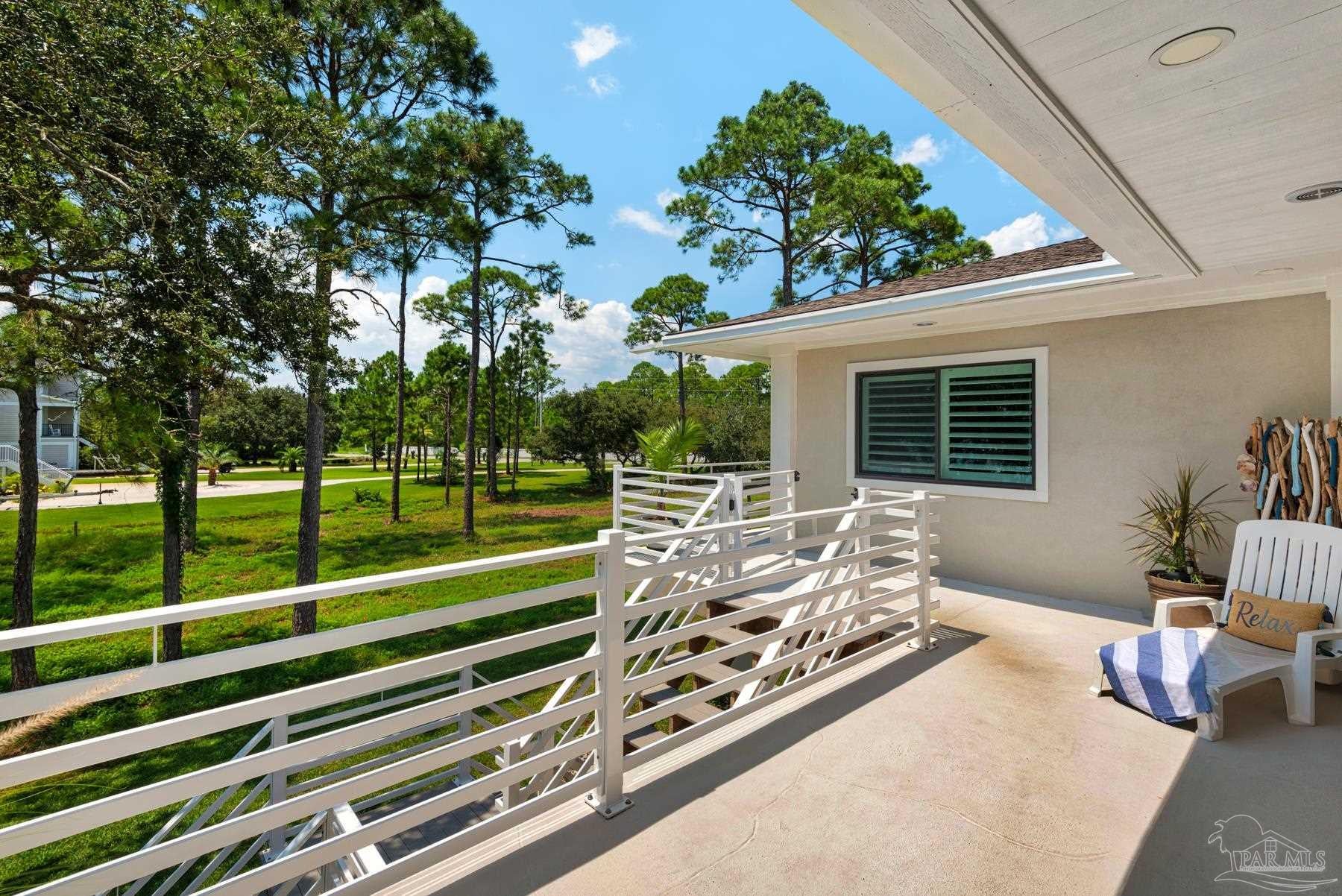 Gulf Breeze, Florida, 32563, United States, 3 Bedrooms Bedrooms, ,3 BathroomsBathrooms,Residential,Active,1920227