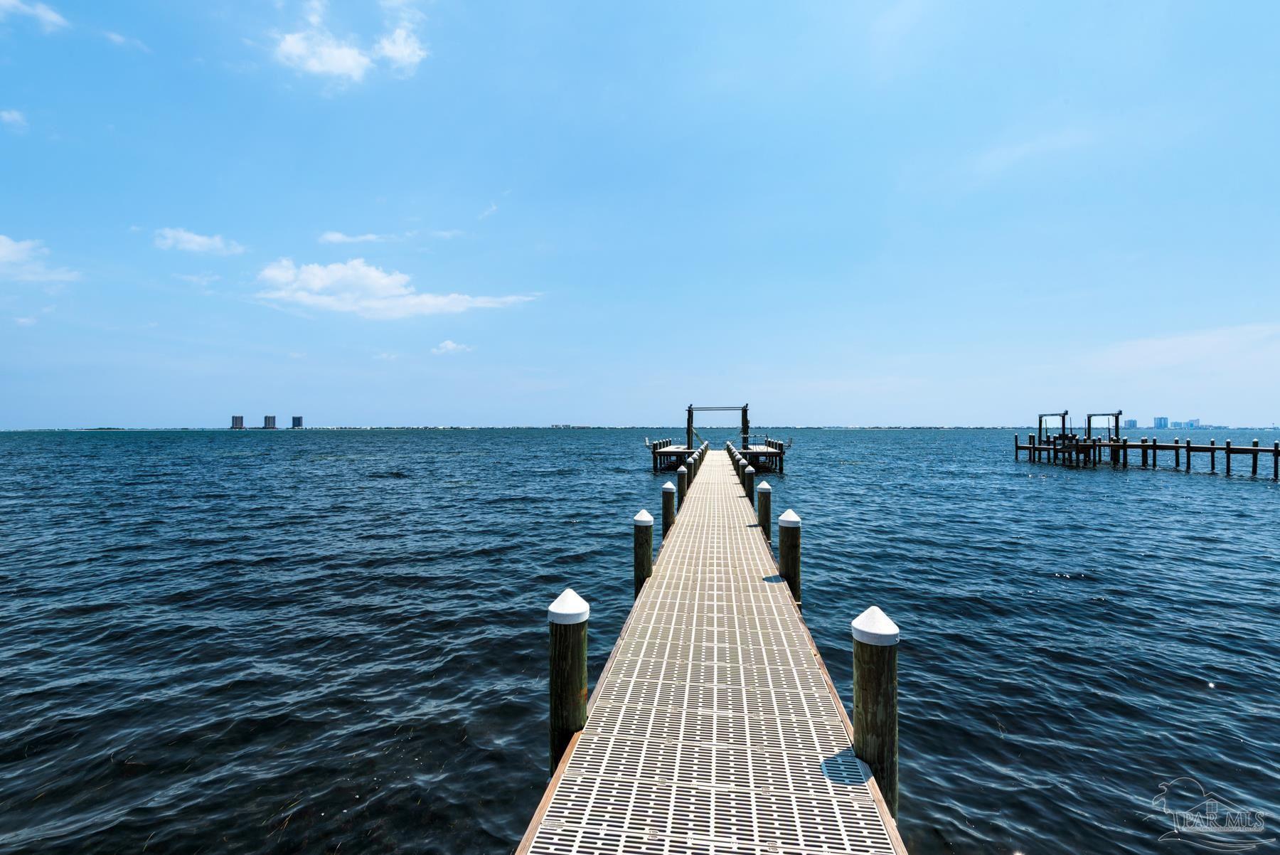 Gulf Breeze, Florida, 32563, United States, 3 Bedrooms Bedrooms, ,3 BathroomsBathrooms,Residential,Active,1920227