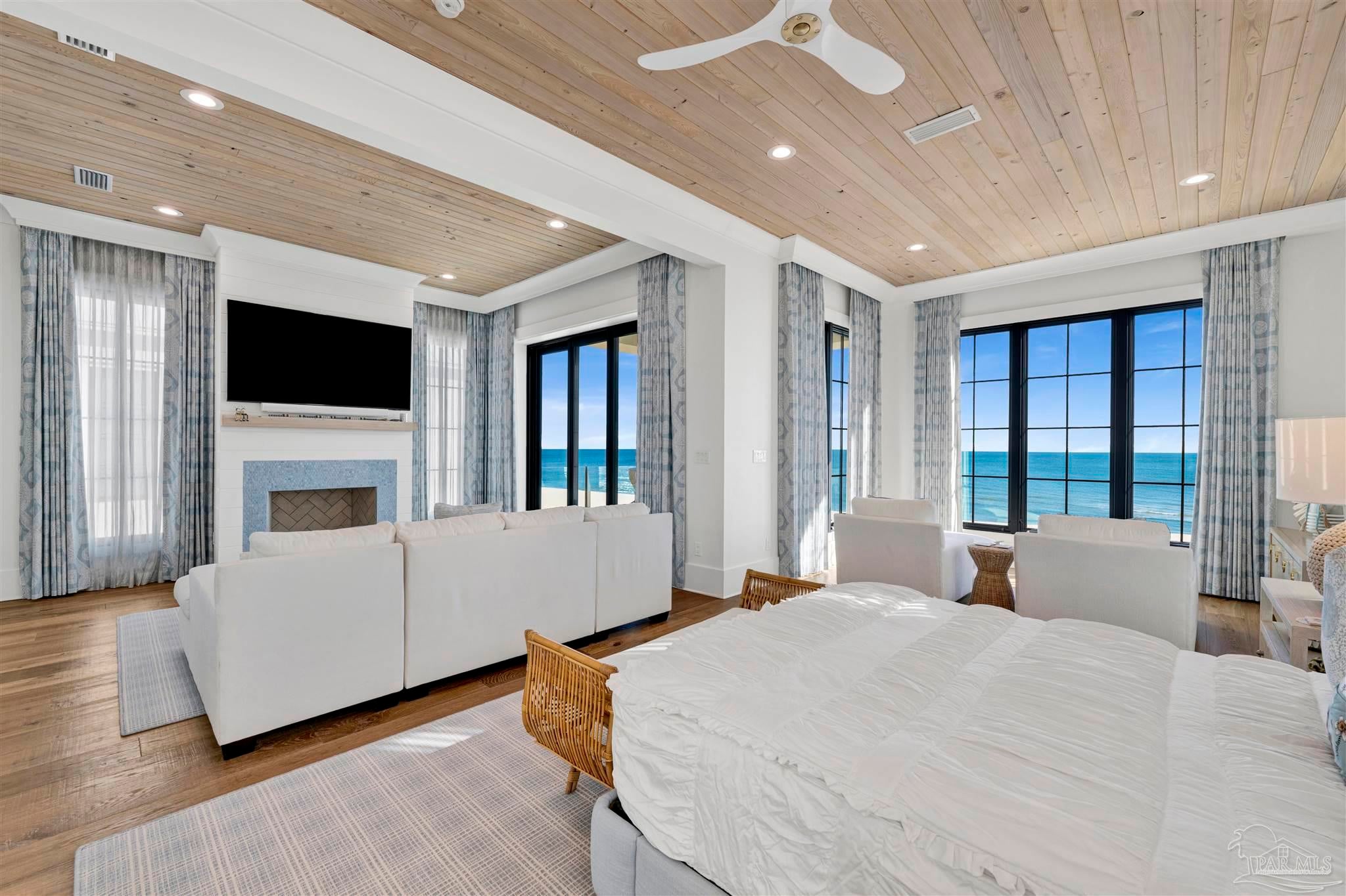 Pensacola, Florida, 32507, United States, 5 Bedrooms Bedrooms, ,6 BathroomsBathrooms,Residential,Active,2015805