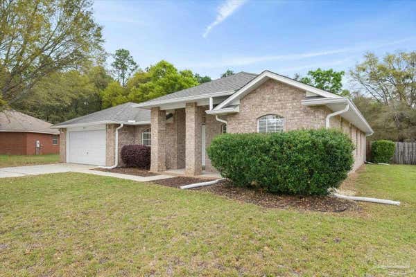 5911 CHI CHI CIR, MILTON, FL 32570, photo 4 of 43