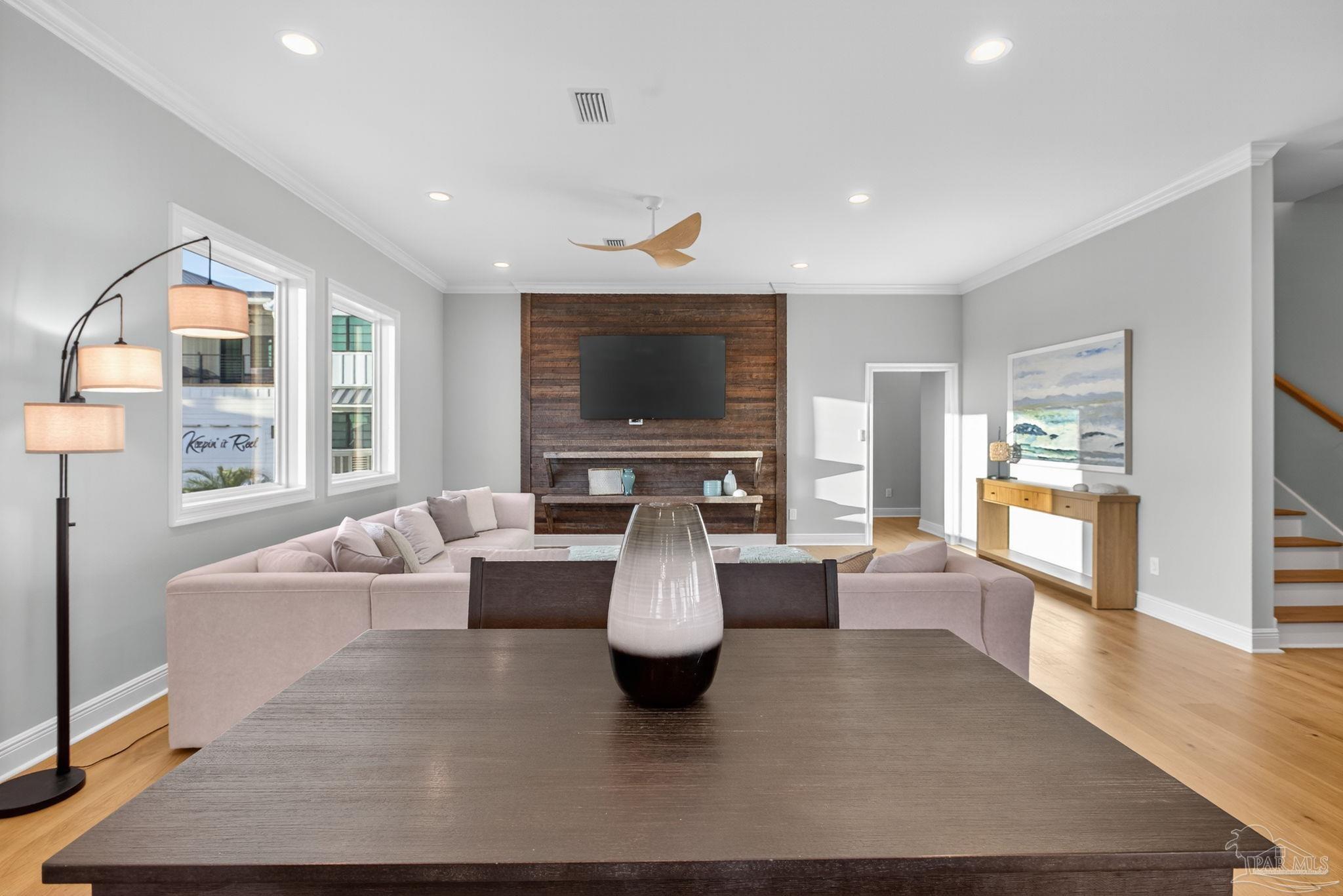 Gulf Shores, Alabama, 36542, United States, 6 Bedrooms Bedrooms, ,6 BathroomsBathrooms,Residential,Active,1972197