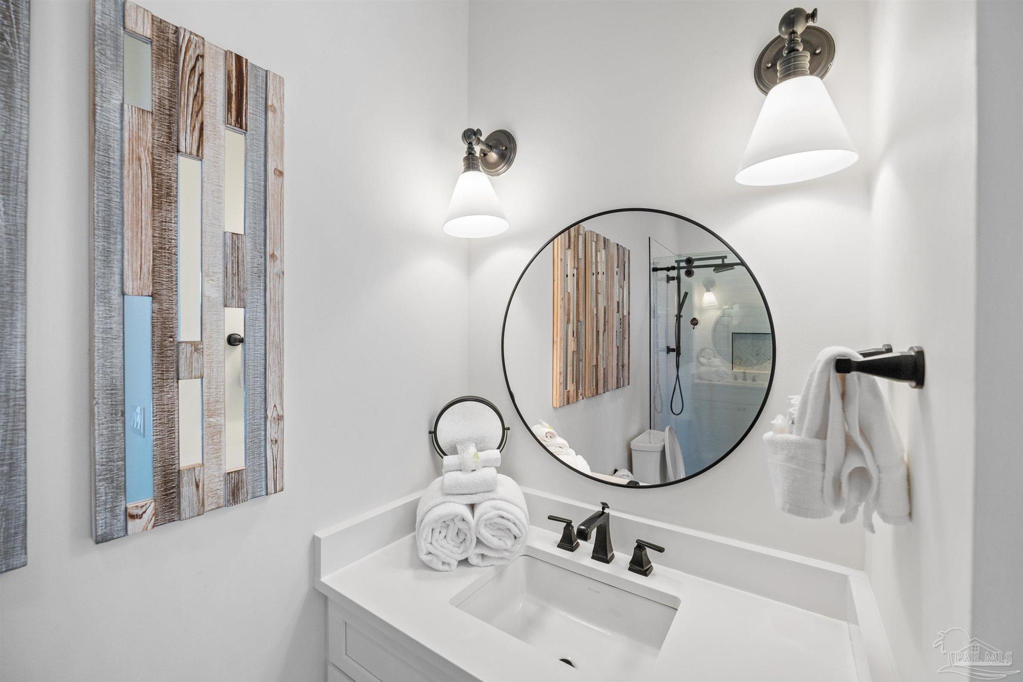 Pensacola, Florida, 32507, United States, 5 Bedrooms Bedrooms, ,6 BathroomsBathrooms,Residential,Active,2002322