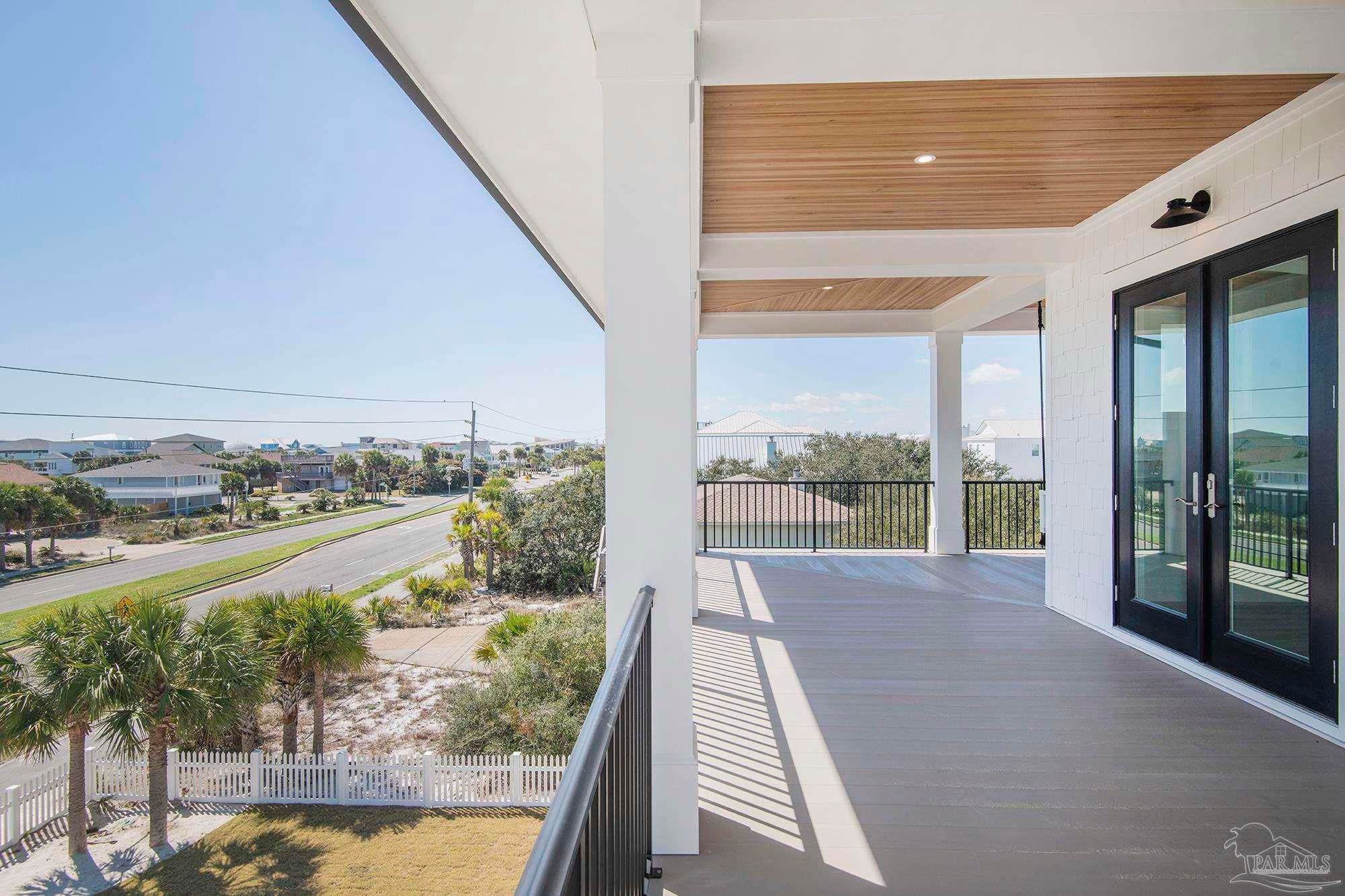 Pensacola Beach, Florida, 32561, United States, 5 Bedrooms Bedrooms, ,4 BathroomsBathrooms,Residential,Active,1894768