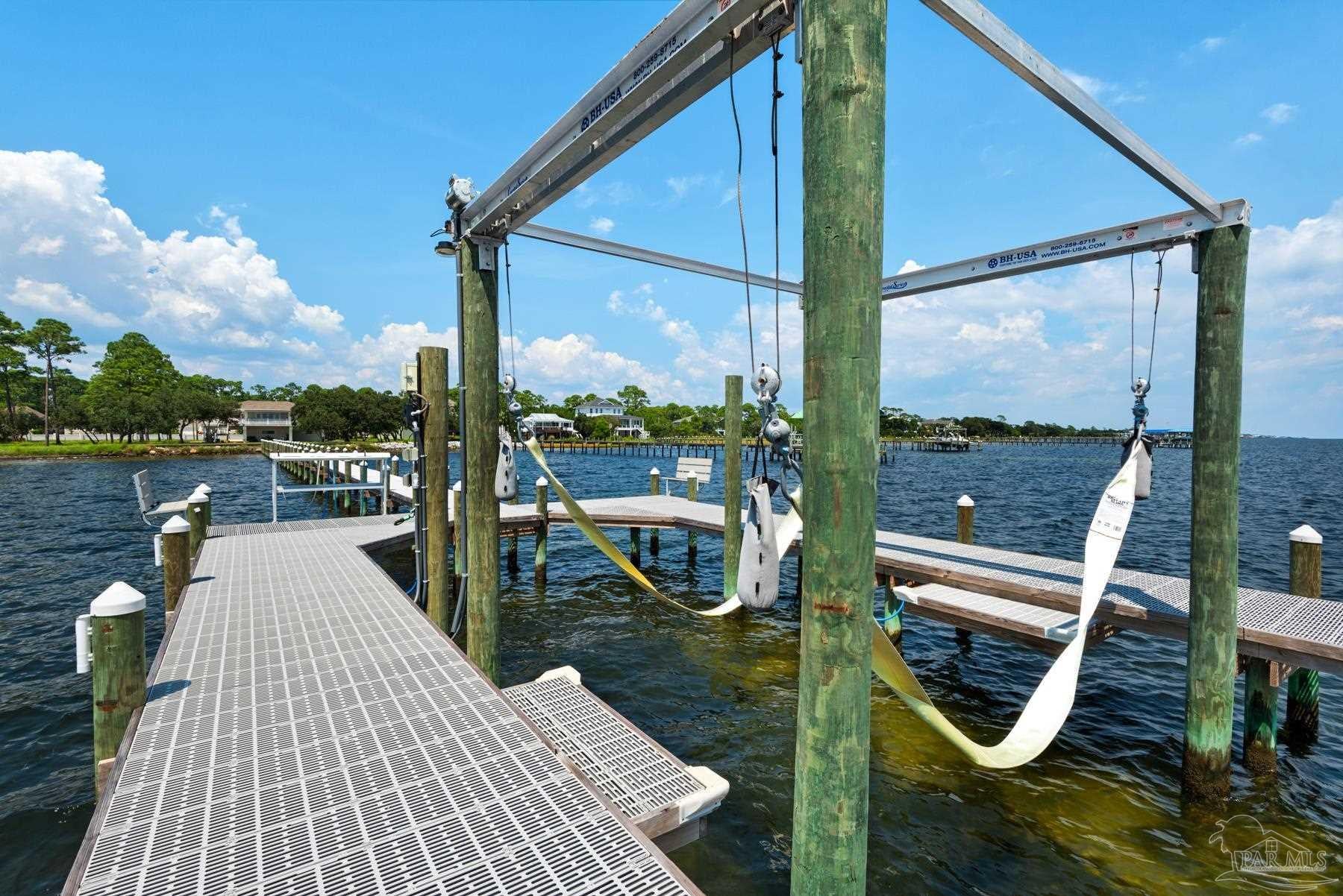 Gulf Breeze, Florida, 32563, United States, 3 Bedrooms Bedrooms, ,3 BathroomsBathrooms,Residential,Active,1920227