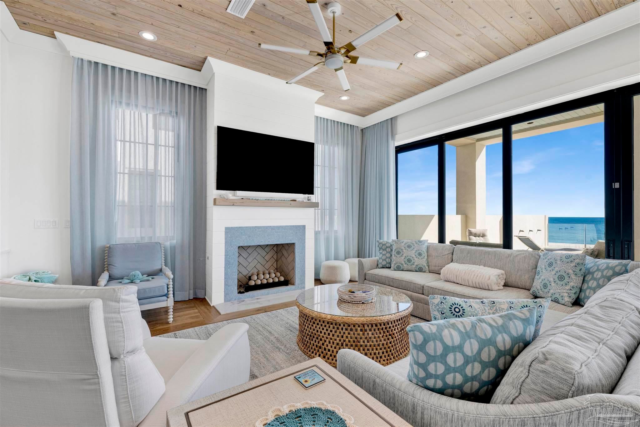 Pensacola, Florida, 32507, United States, 5 Bedrooms Bedrooms, ,6 BathroomsBathrooms,Residential,Active,2015805