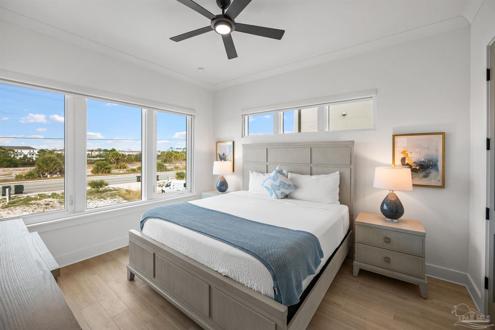 Pensacola, Florida, 32507, United States, 5 Bedrooms Bedrooms, ,6 BathroomsBathrooms,Residential,Active,2002322