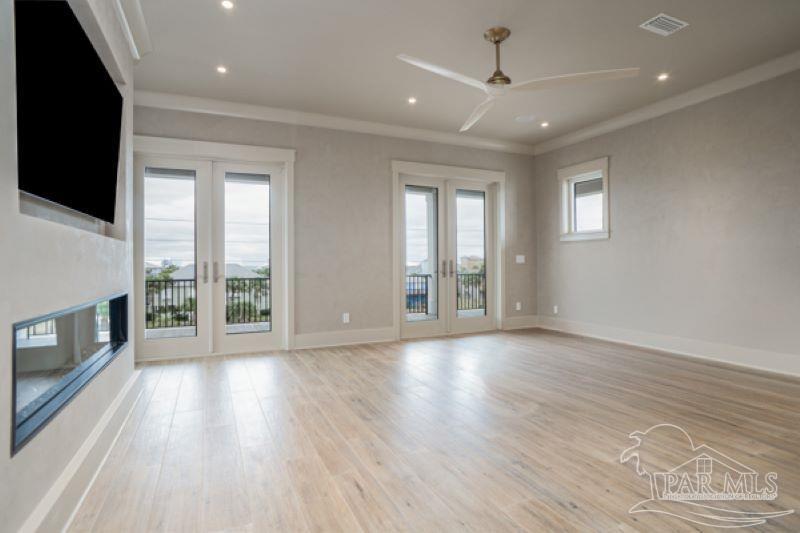 Pensacola Beach, Florida, 32561, United States, 5 Bedrooms Bedrooms, ,4 BathroomsBathrooms,Residential,Active,1894768