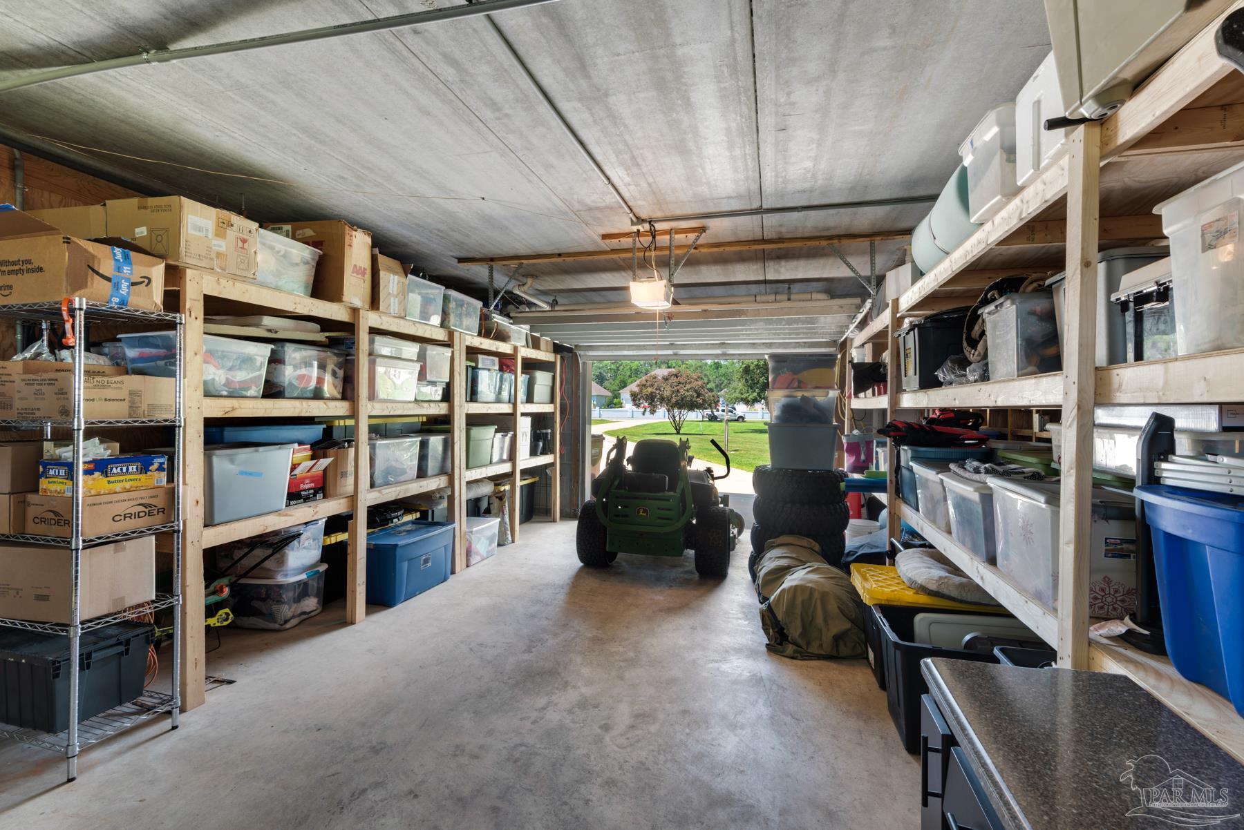 Gulf Breeze, Florida, 32563, United States, 3 Bedrooms Bedrooms, ,3 BathroomsBathrooms,Residential,Active,1920227