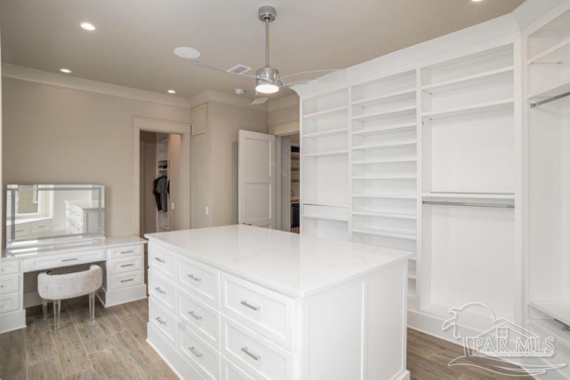 Pensacola Beach, Florida, 32561, United States, 5 Bedrooms Bedrooms, ,4 BathroomsBathrooms,Residential,Active,1894768