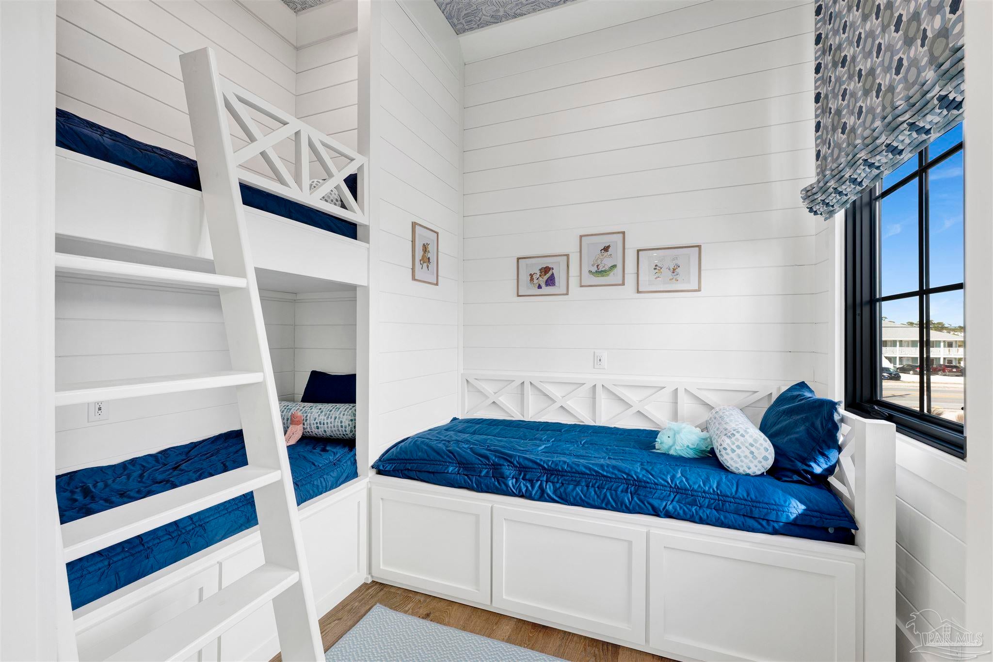 Pensacola, Florida, 32507, United States, 5 Bedrooms Bedrooms, ,6 BathroomsBathrooms,Residential,Active,2015805