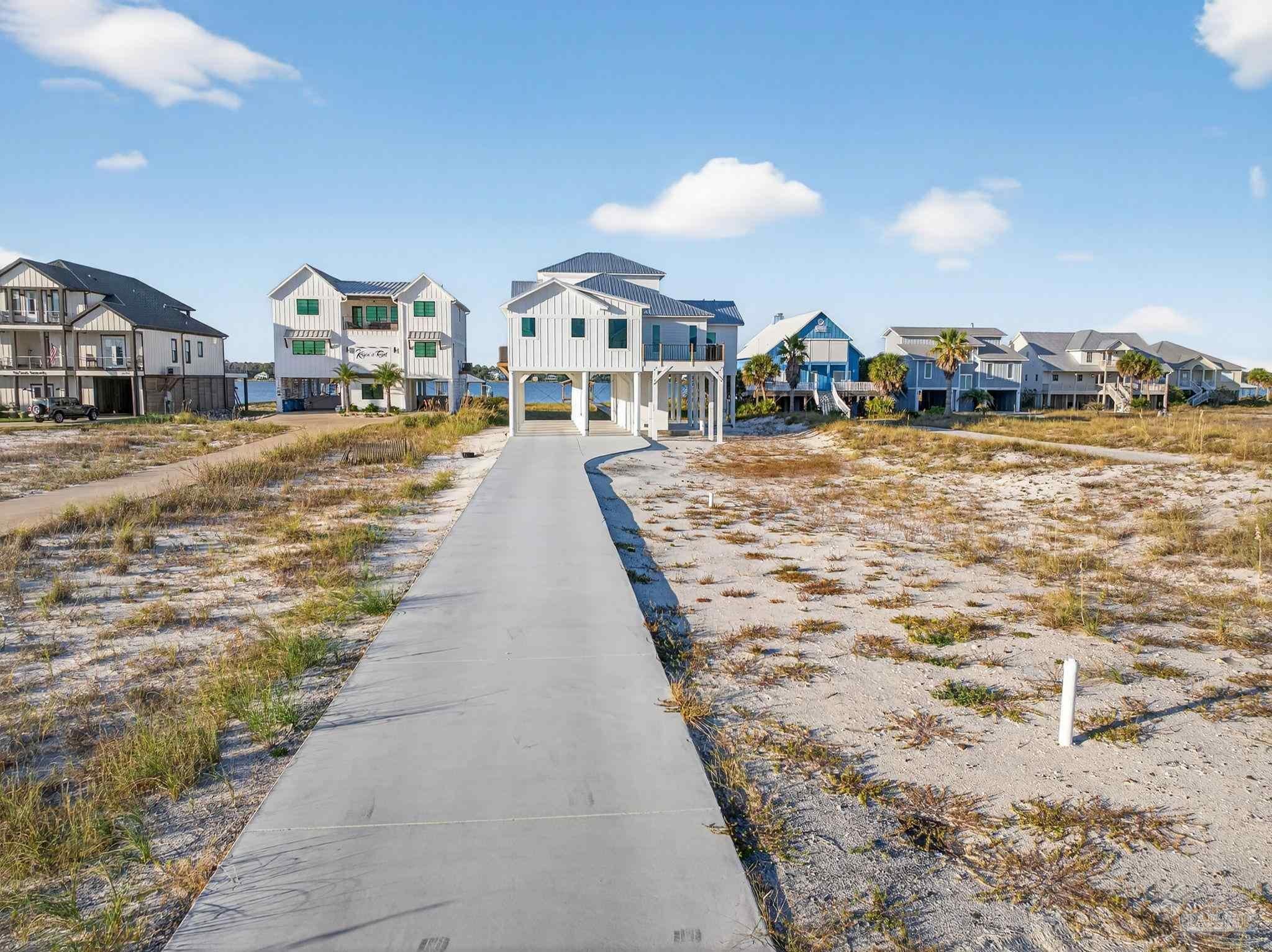 Gulf Shores, Alabama, 36542, United States, 6 Bedrooms Bedrooms, ,6 BathroomsBathrooms,Residential,Active,1972197