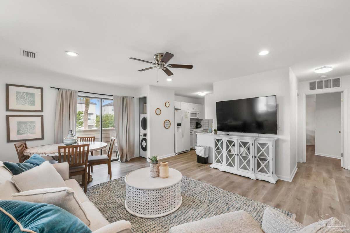 64 Crosscreek Rd Unit 28-D