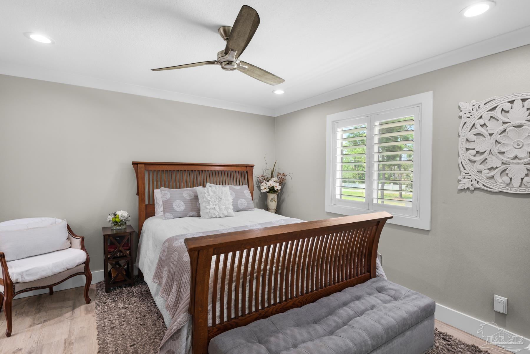 Gulf Breeze, Florida, 32563, United States, 3 Bedrooms Bedrooms, ,3 BathroomsBathrooms,Residential,Active,1920227