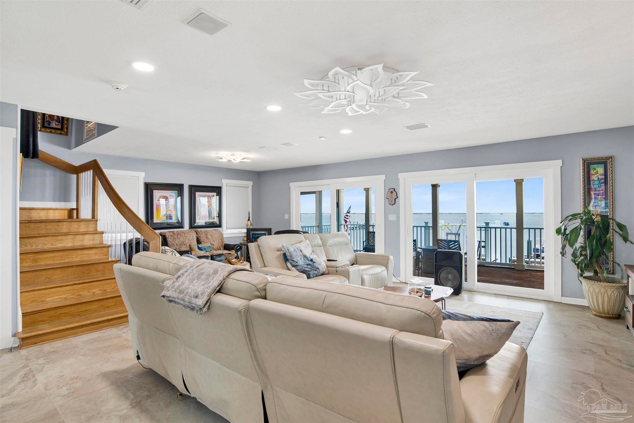 Pensacola, Florida, 32507, United States, ,4 BathroomsBathrooms,Residential,Active,1894784